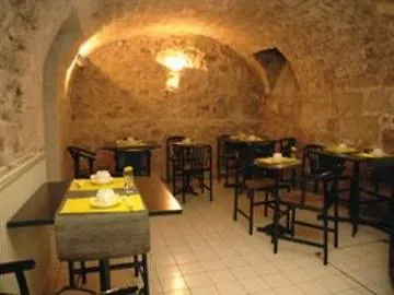 Hotel Le Compostelle Париж