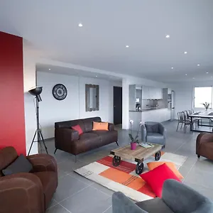 https://appartement-tournette.hotels-rhonealpes.com