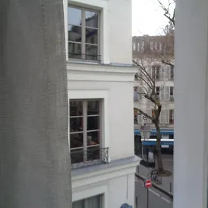 Hotel Les Degrés De Notre Dame, Paris