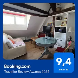 Appartement Cœur De Avec Vue Sur Les Toits, Paris