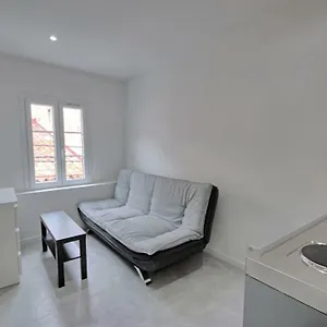 Appartamento 301-studio Au Calme Entierement Renove