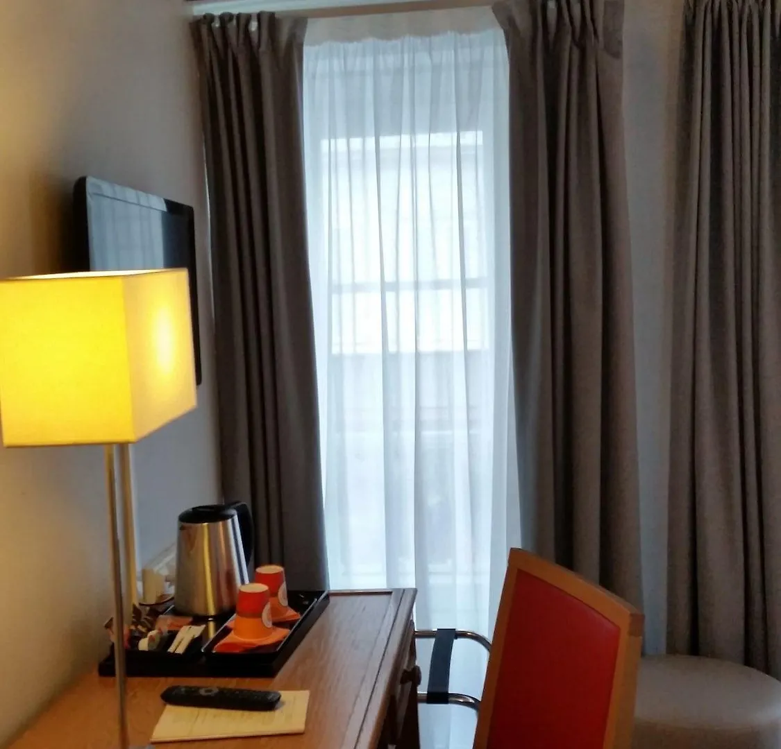 Hotel Le Compostelle Paryż