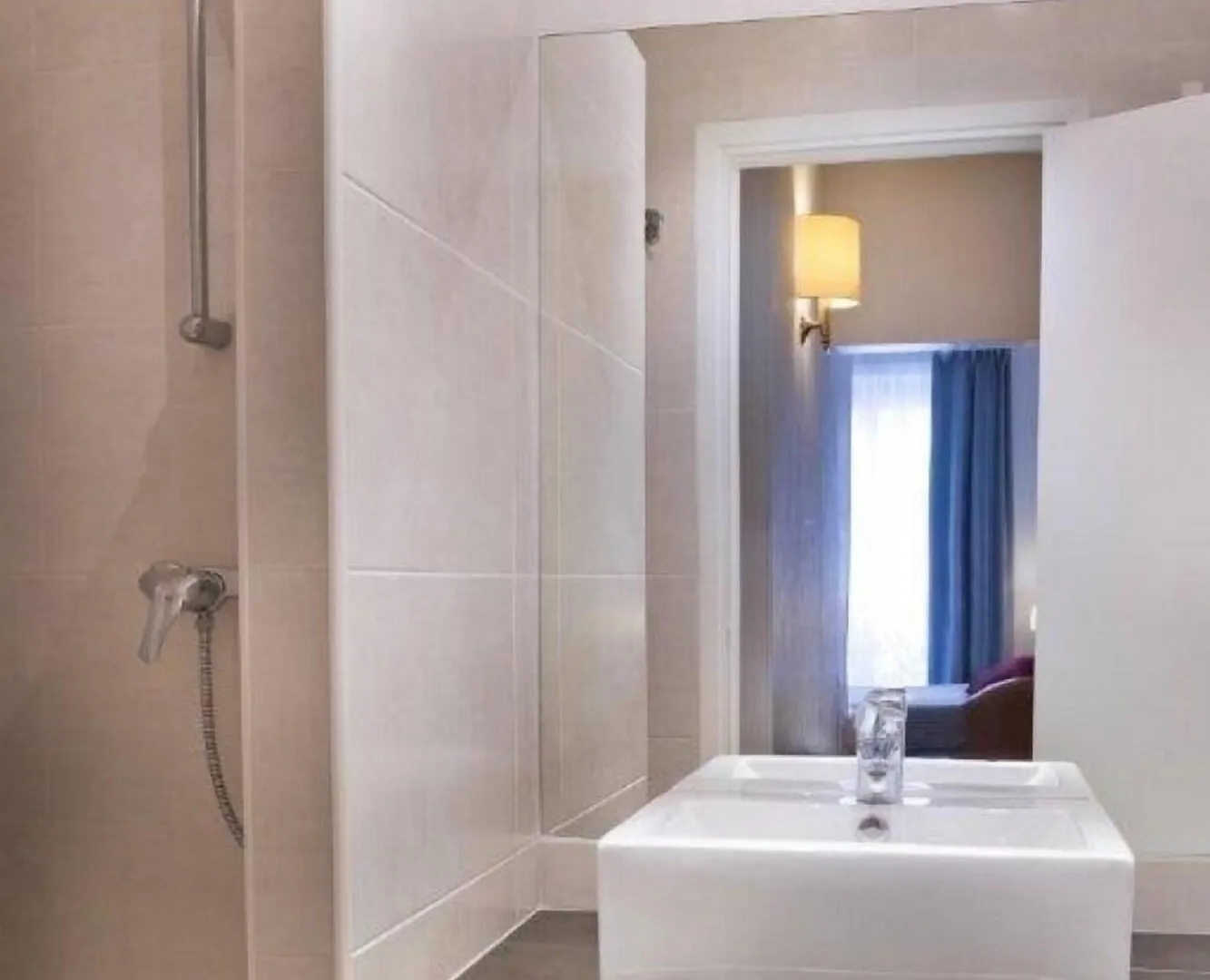 Hotel Le Compostelle Paryż